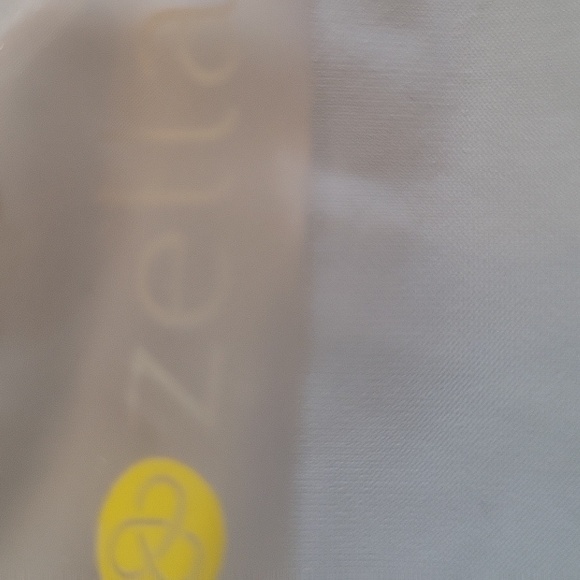 Zella Light Blue Sleeveless Women's Workout Top SZ LG - Picture 2 of 7